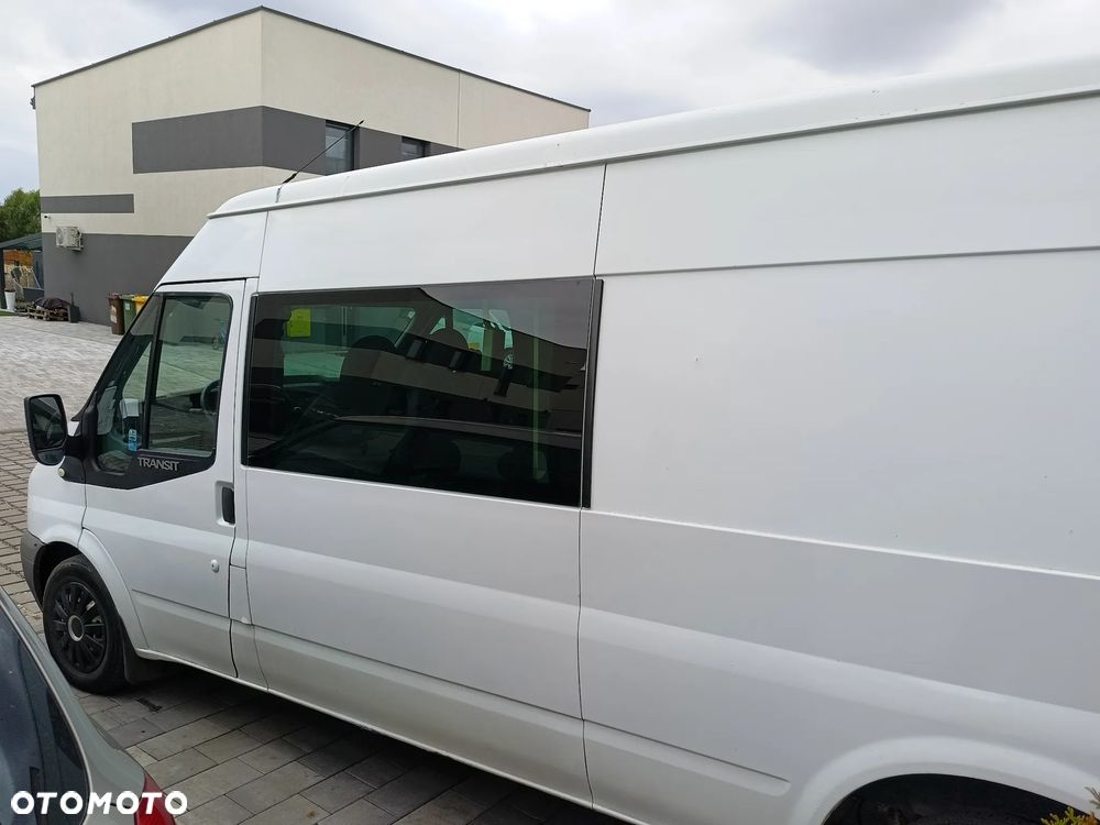 Ford Transit - 1