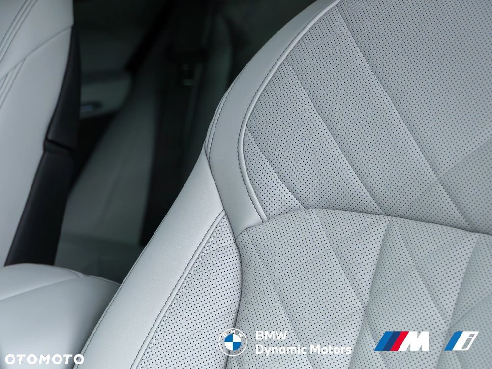BMW X5 xDrive40i - 28