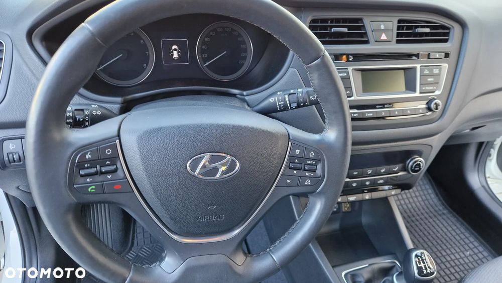 Hyundai i20 1.4 Active Premium - 15