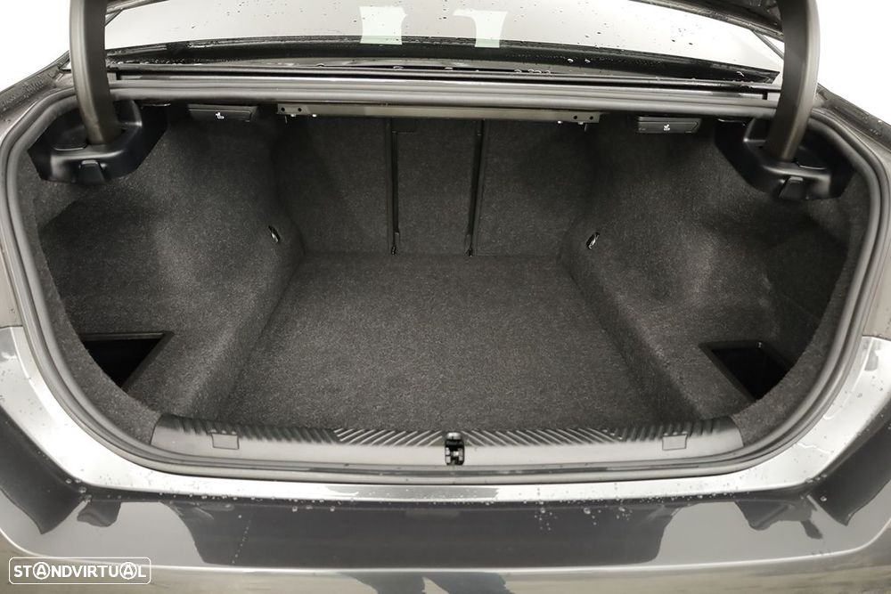 BMW 520 d Pack Desportivo M - 25