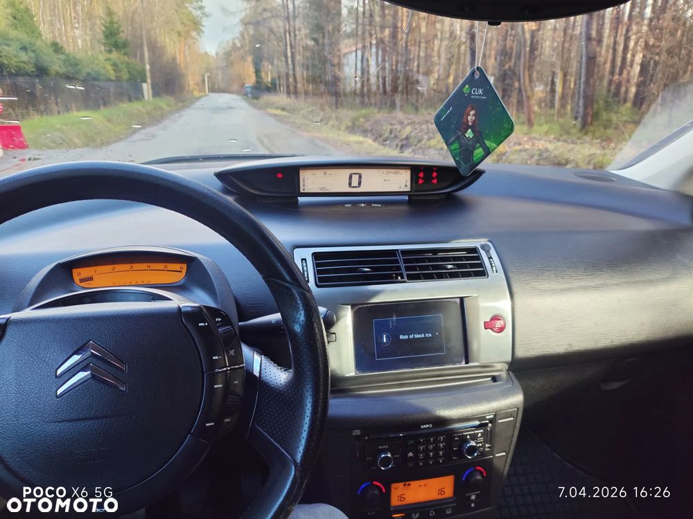 Citroën C4 1.6 HDi Style - 6