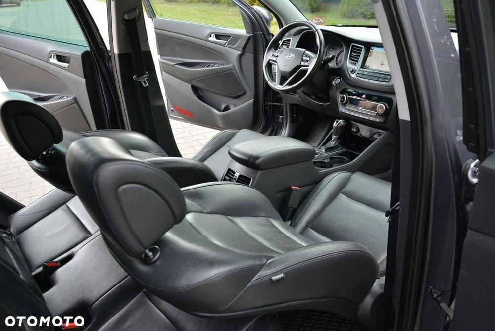 Hyundai Tucson 2.0 CRDI 4WD Automatik Premium - 21
