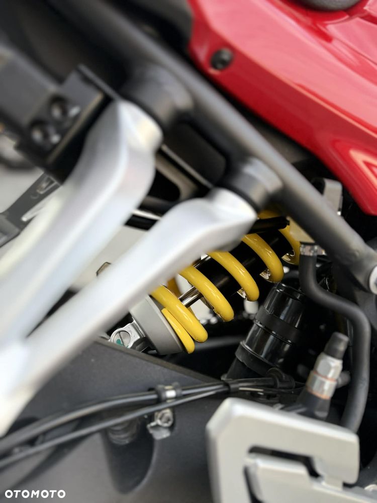 QJMOTOR SRK 800RR - 9