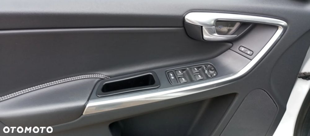 Volvo XC 60 - 18