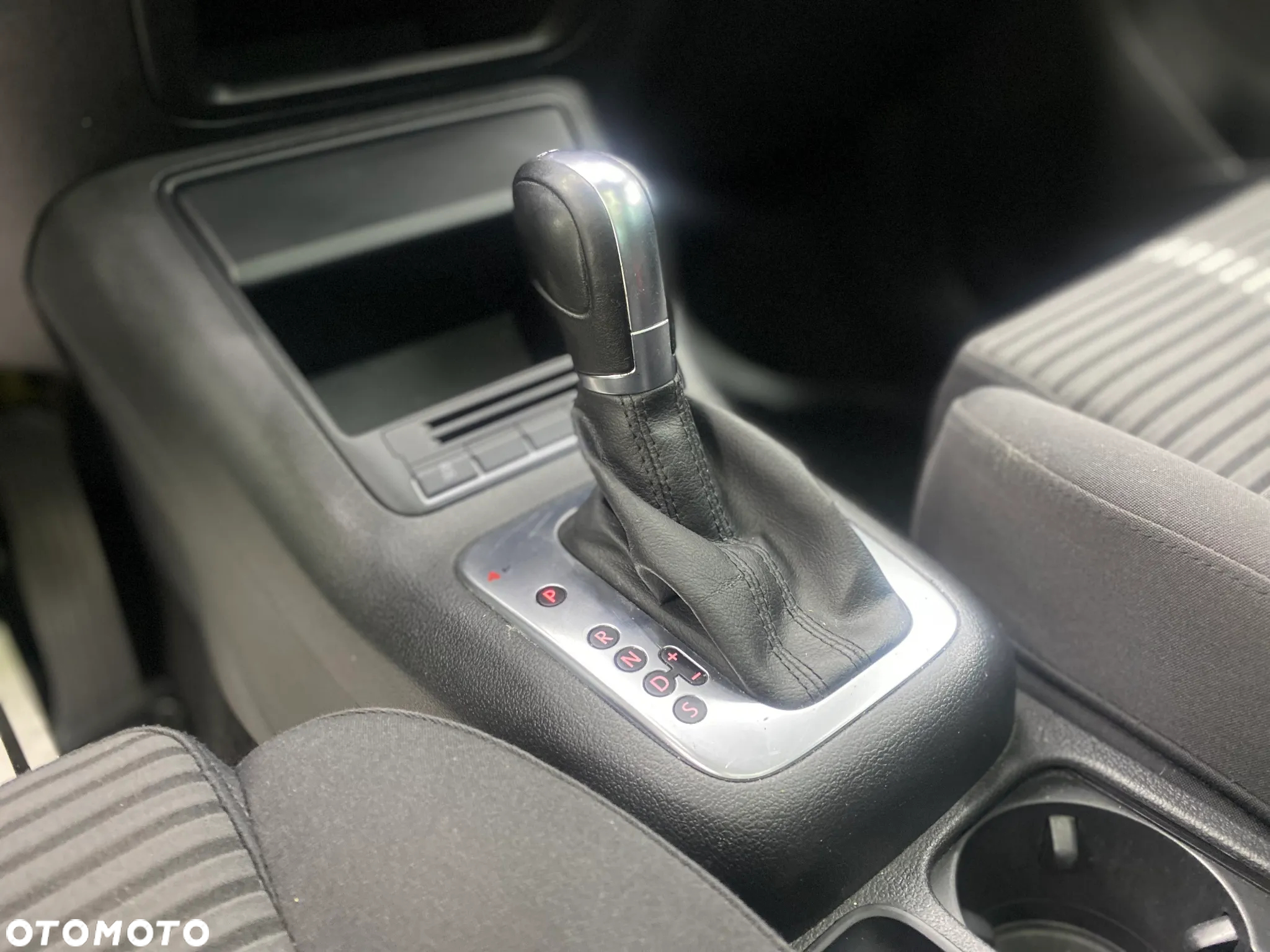Volkswagen Tiguan 2.0 TDI 4Mot Sport&Style DSG - 30
