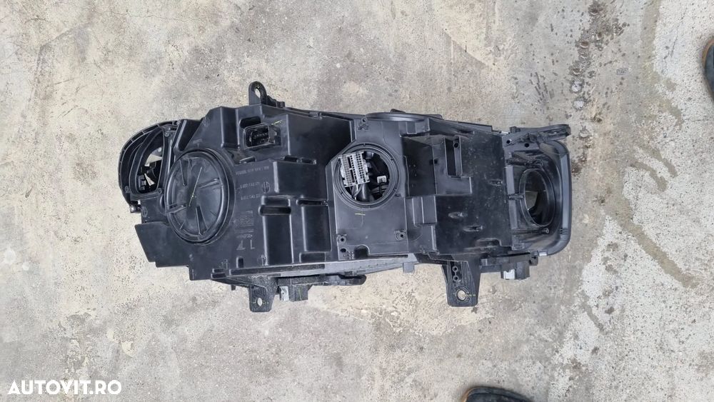 Far stanga BMW X5 X6 F15 F16 Adaptive LED - 11