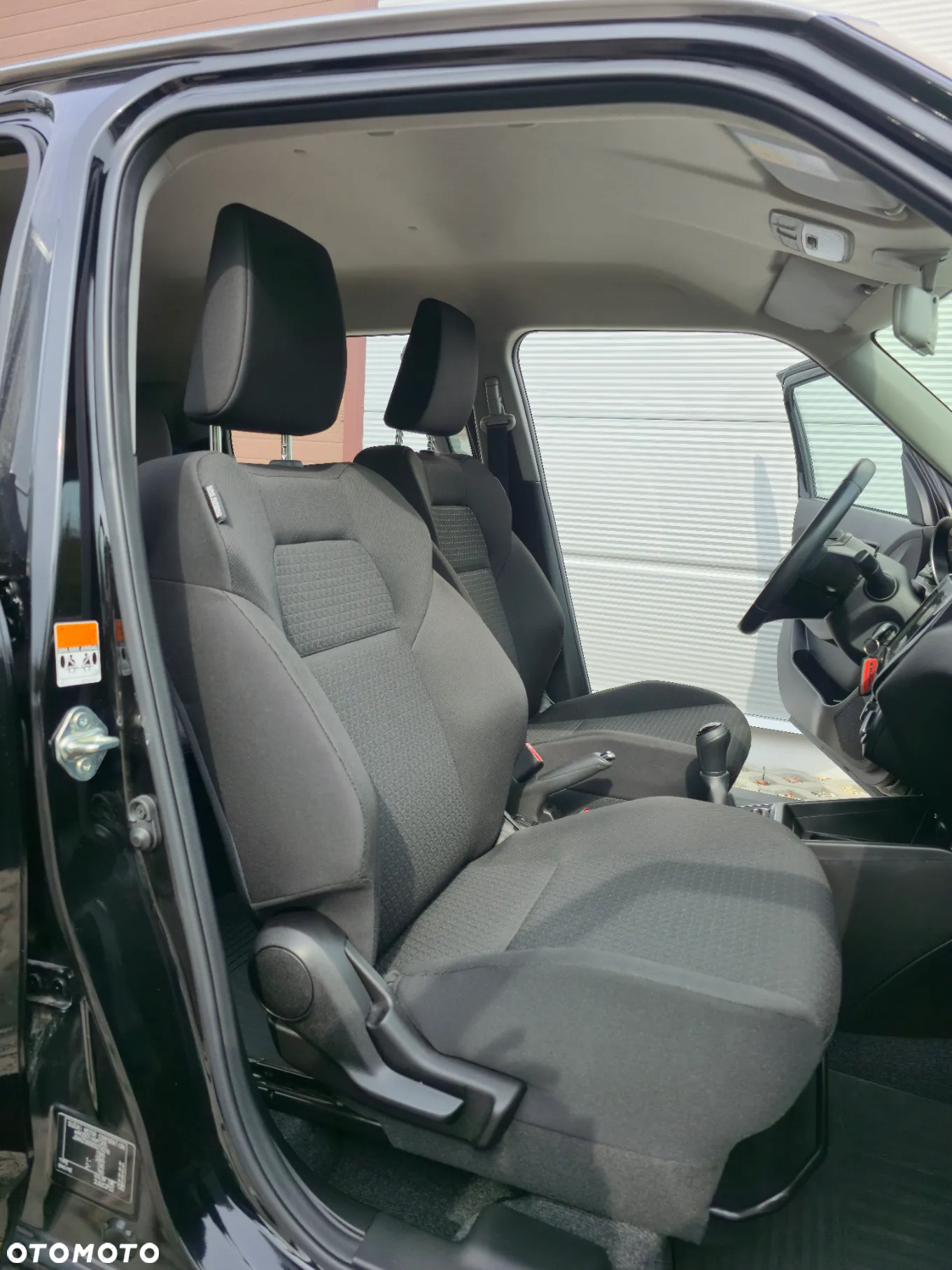 Suzuki Swift 1.2 Premium Plus - 16