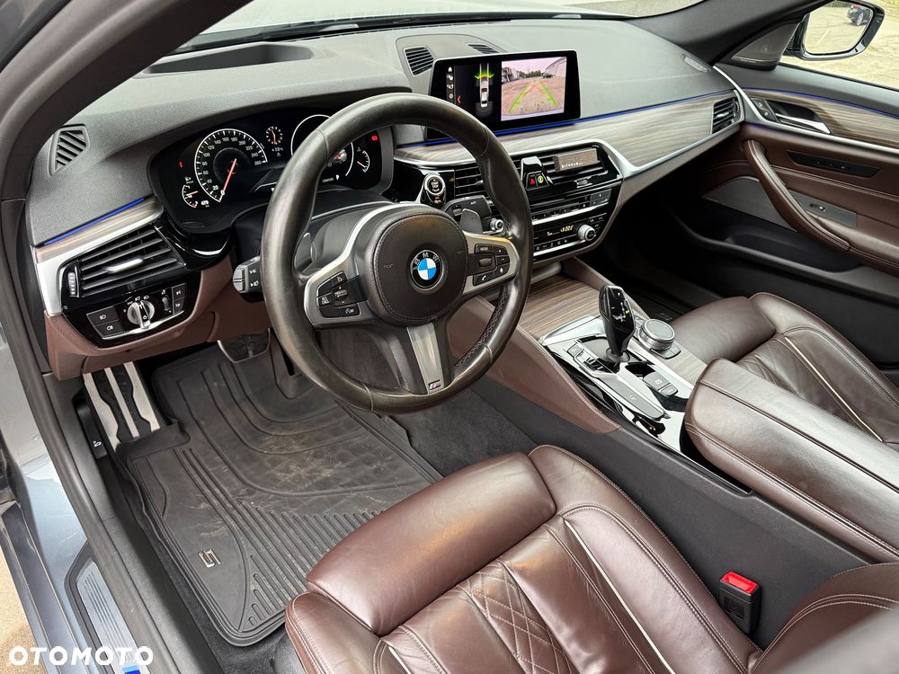 BMW Seria 5 520d xDrive M Sport sport - 12