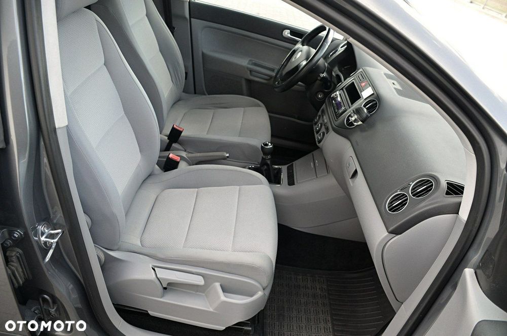 Volkswagen Golf Plus - 14