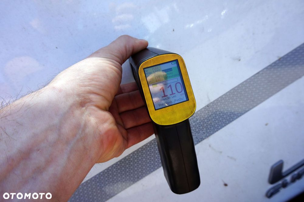 DRZWI PRZEDNIE PRAWE  KOMPLETNE EURO 6 BIAŁY DAF LF - 10