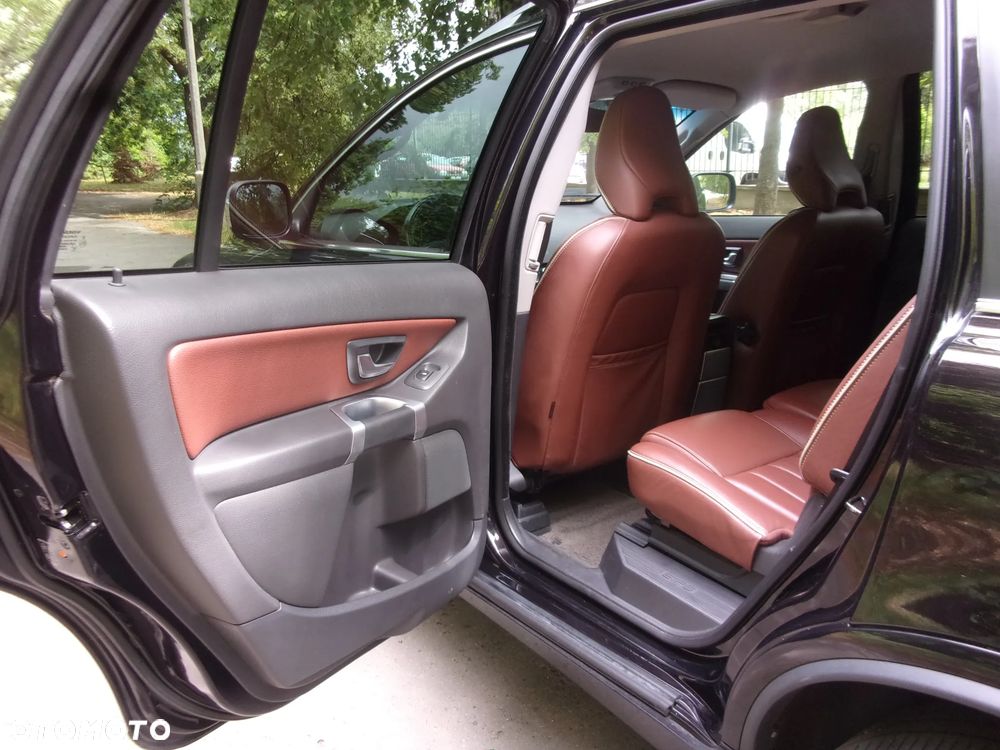 Volvo XC 90 D5 AWD Executive - 31