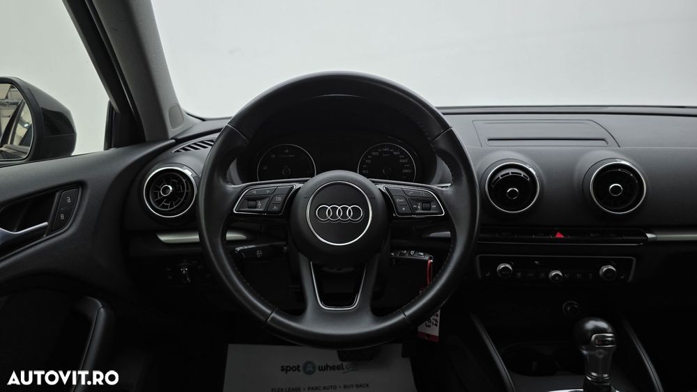 Audi A3 Sportback 1.6 TDI S tronic - 15
