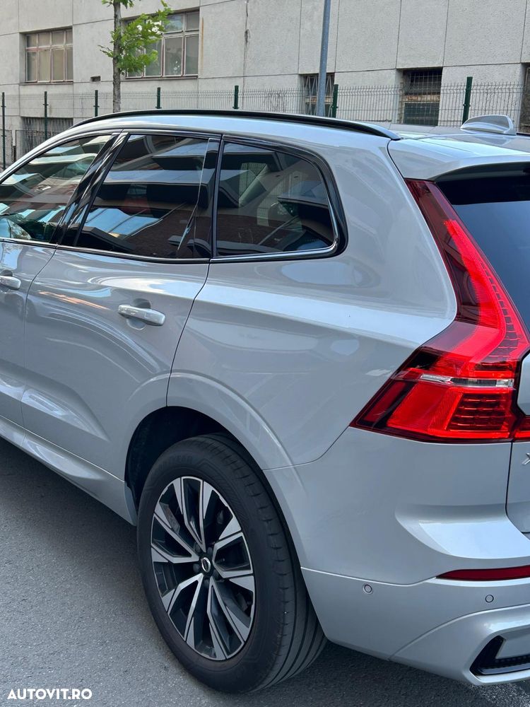 Volvo XC 60 B4 MHEV AT8 FWD Momentum - 3