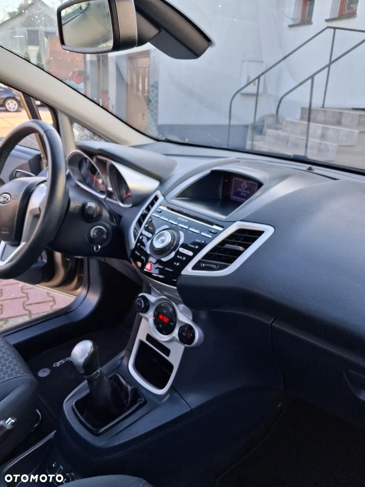 Ford Fiesta 1.25 Titanium - 16