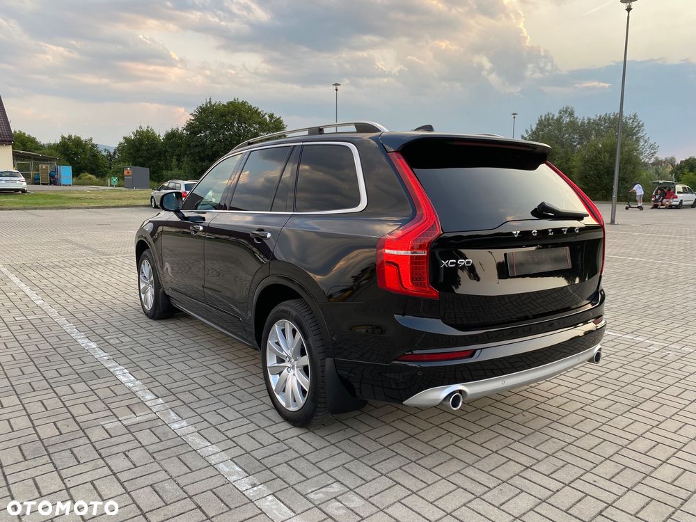 Volvo XC 90 - 4