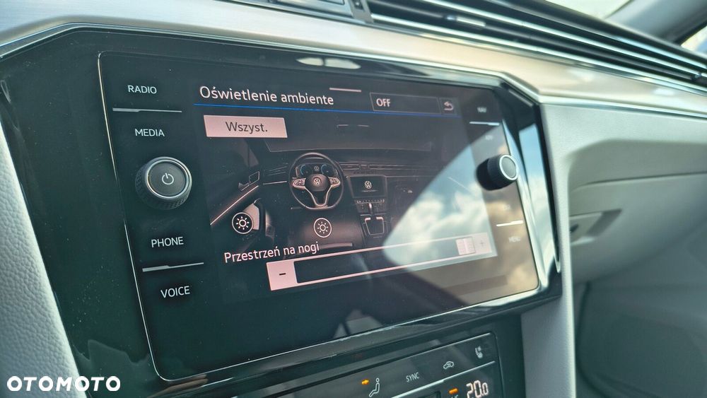 Volkswagen Passat - 30