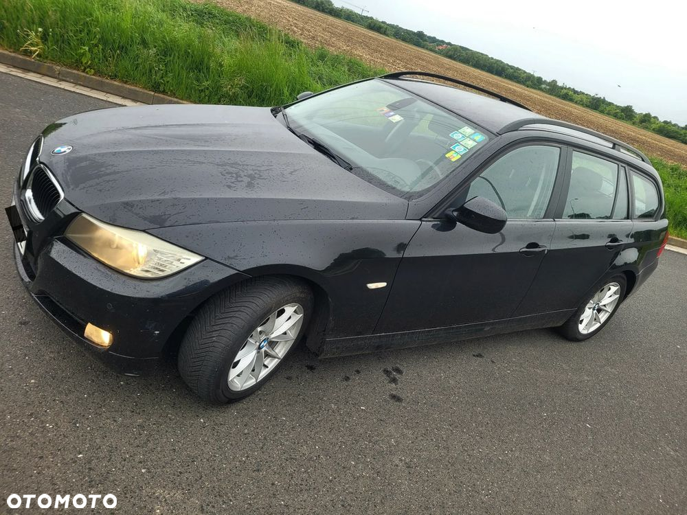 BMW Seria 3 318d - 3