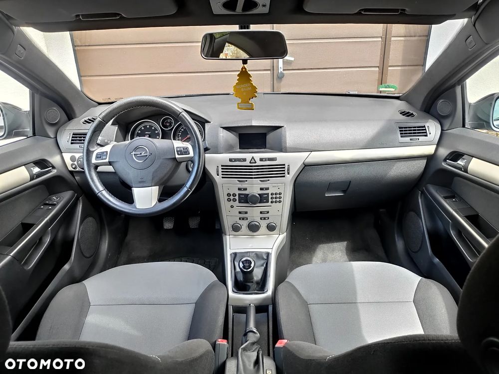 Opel Astra - 11