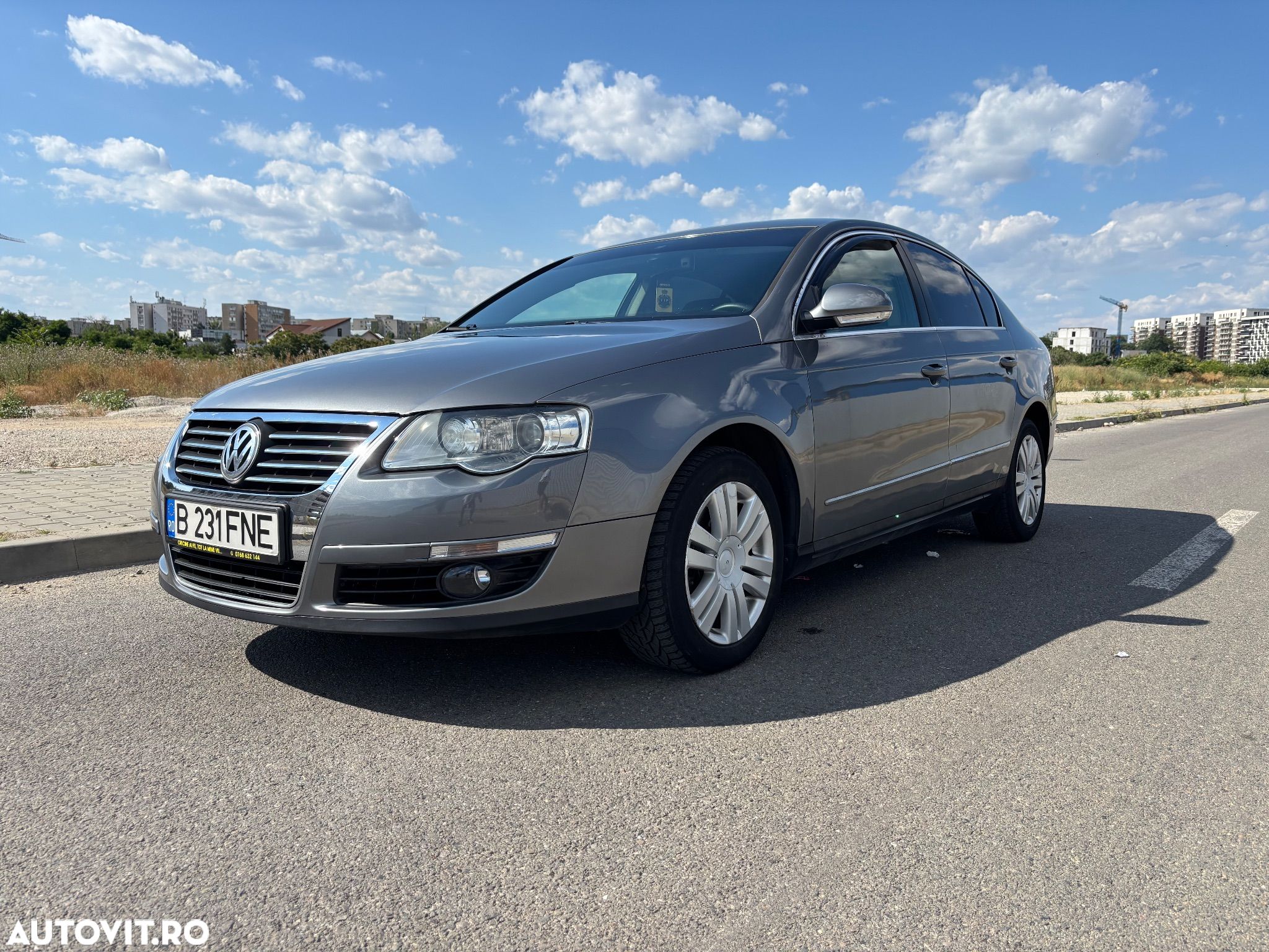 Volkswagen Passat Variant 2.0 TDI Highline DPF 4Motion - 1