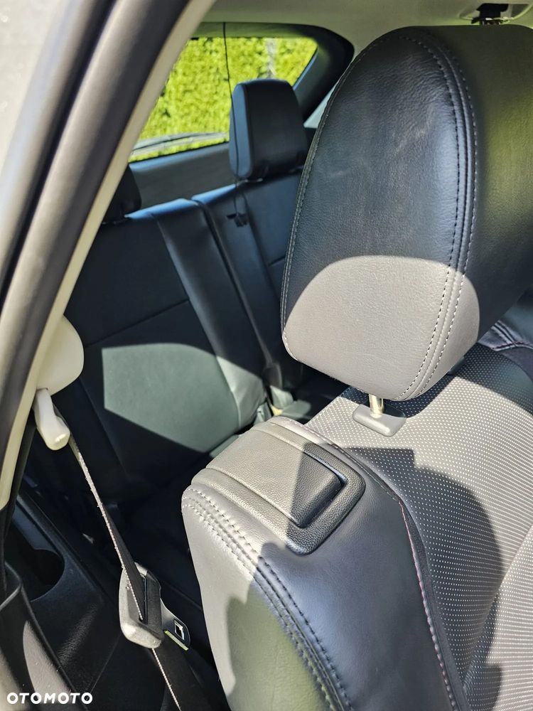 Mazda CX-9 3.7 V6 - 8