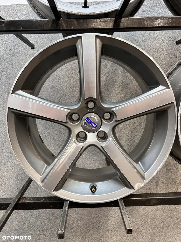 4 FELGI ALU. VOLVO C70, V70, S60, V60, S80, V40  18'' 8J ET45 - 8