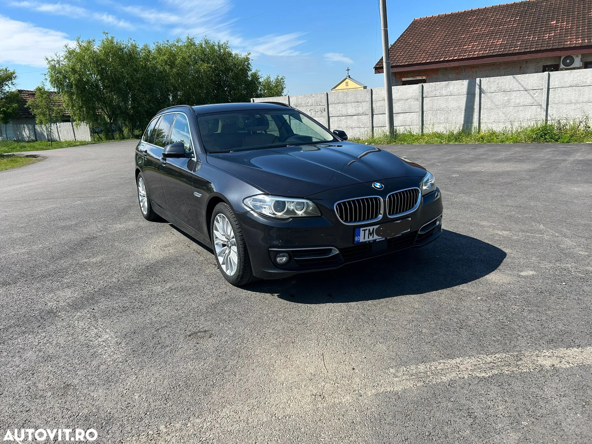 BMW Seria 5 520d Touring Aut. Luxury Line - 16