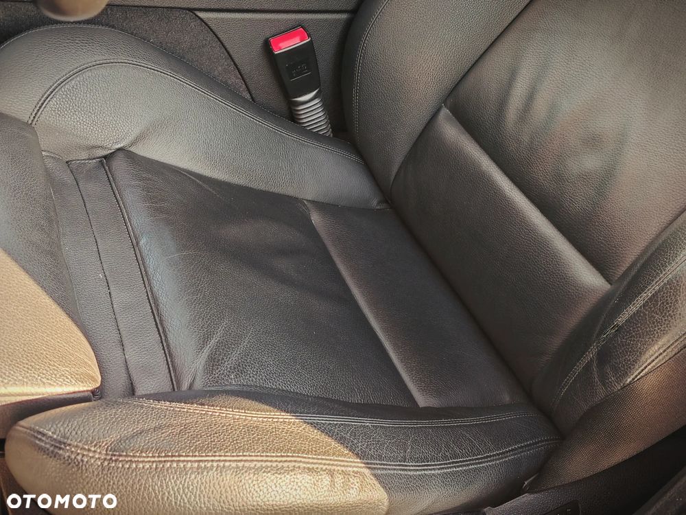 BMW Seria 5 525d - 18