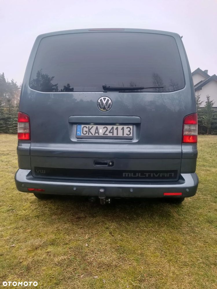Volkswagen Caravelle - 25