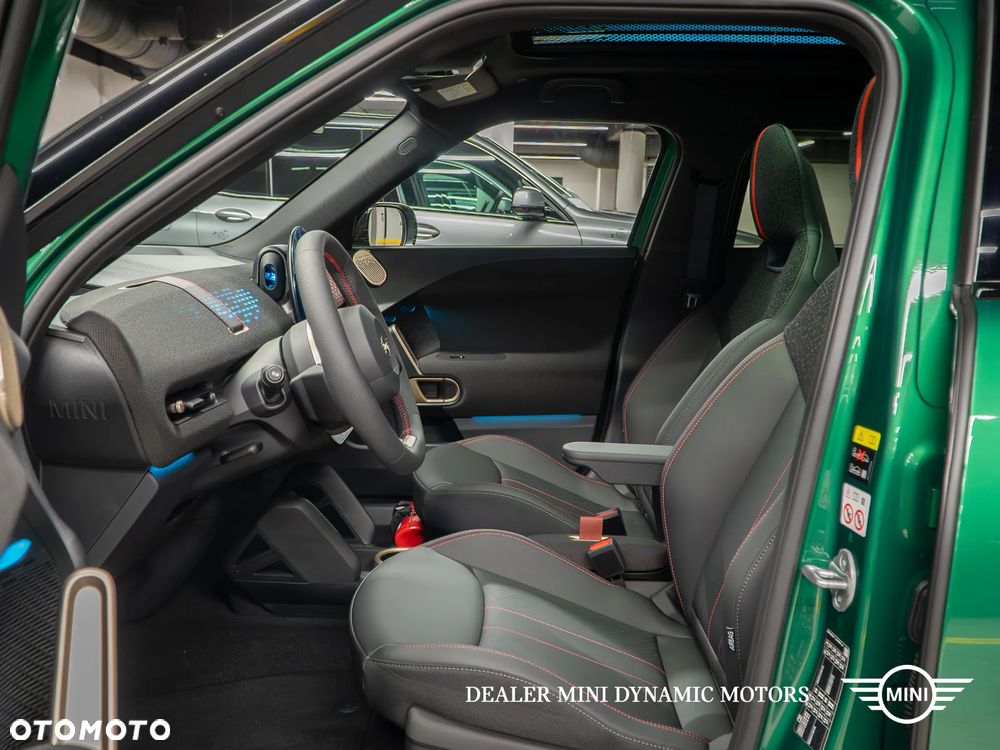 MINI Aceman SE John Cooper Works Trim - 16