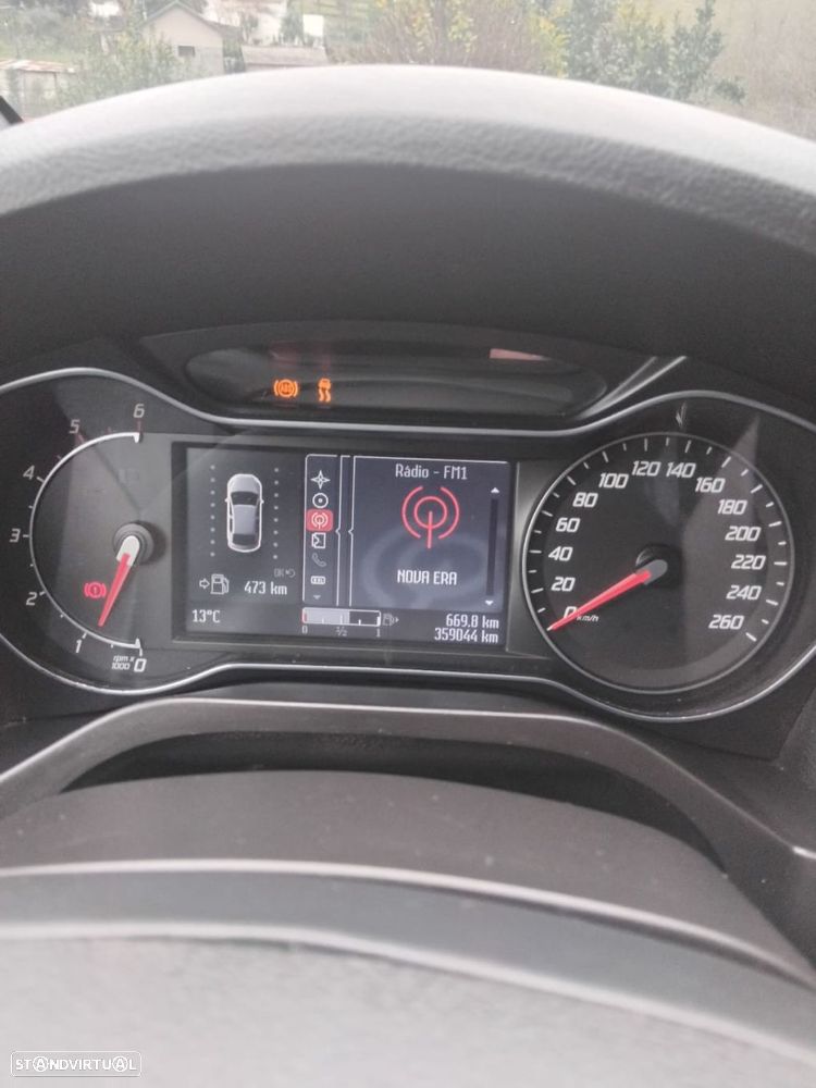 Ford S-Max 2.0 TDCi Titanium 7L - 16