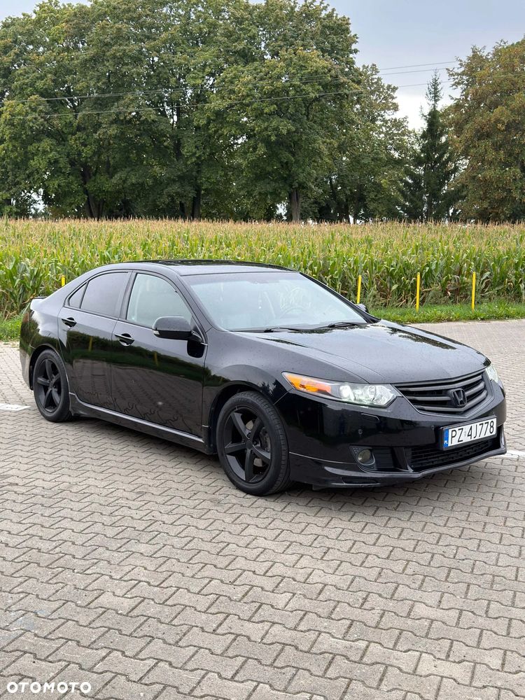 Honda Accord 2.0 Executive Nav - 2