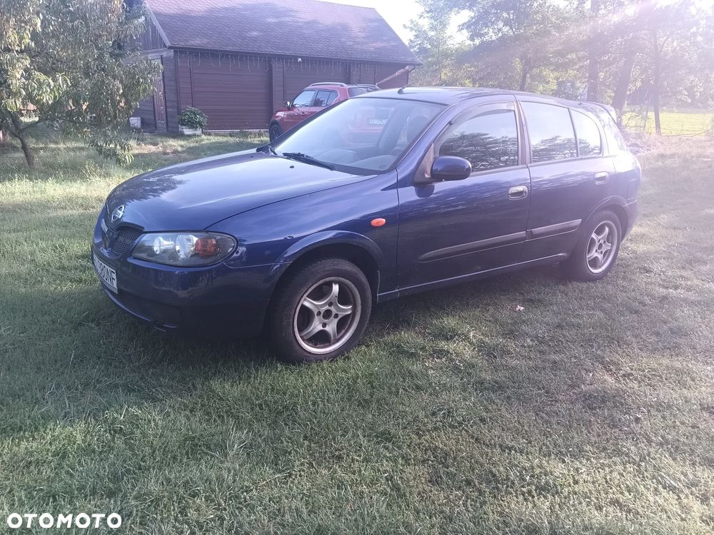 Nissan Almera - 3