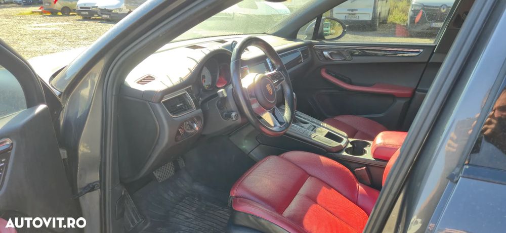 Porsche Macan S - 7