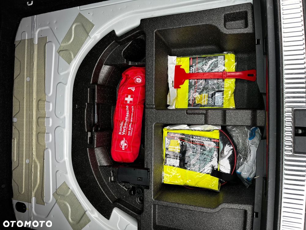 Skoda Superb 2.0 TDI SCR Sportline DSG - 15