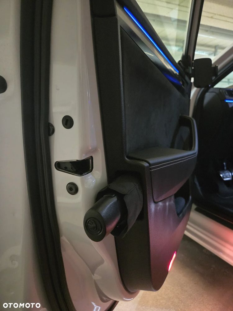 Skoda Superb 2.0 TSI Sportline DSG - 34