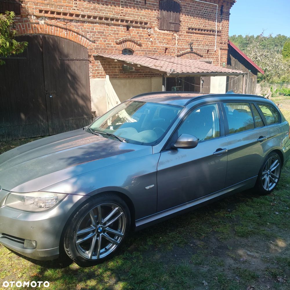 BMW Seria 3 318d - 5