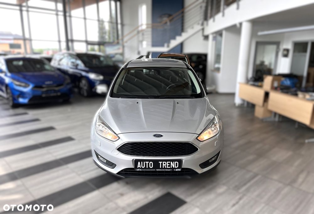 Ford Focus 1.5 TDCi ECOnetic 88g Start-Stopp-System Titanium - 3