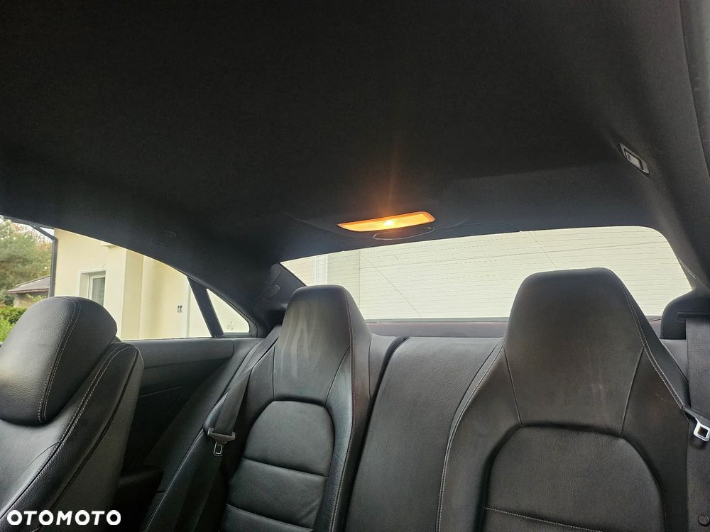 Mercedes-Benz Klasa E 250 CGI BlueEFFICIENCY Automatik Prime Edition - 25