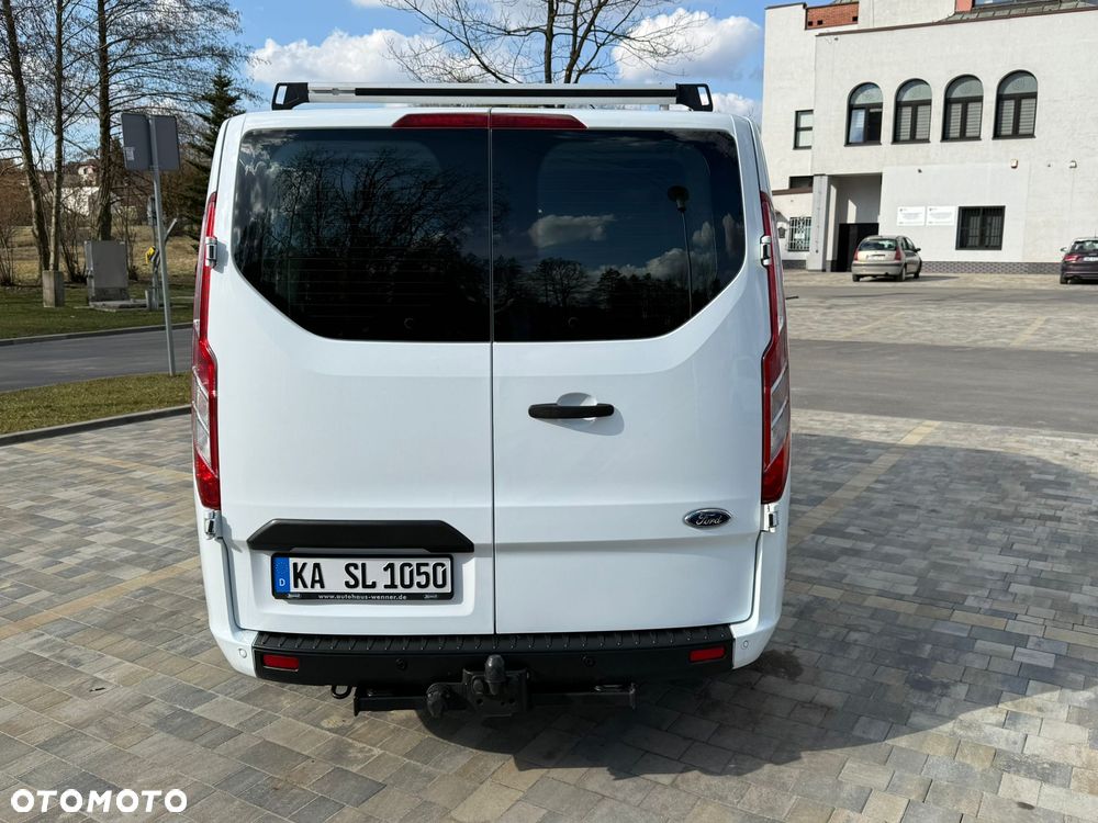 Ford Tranzit Custom - 19