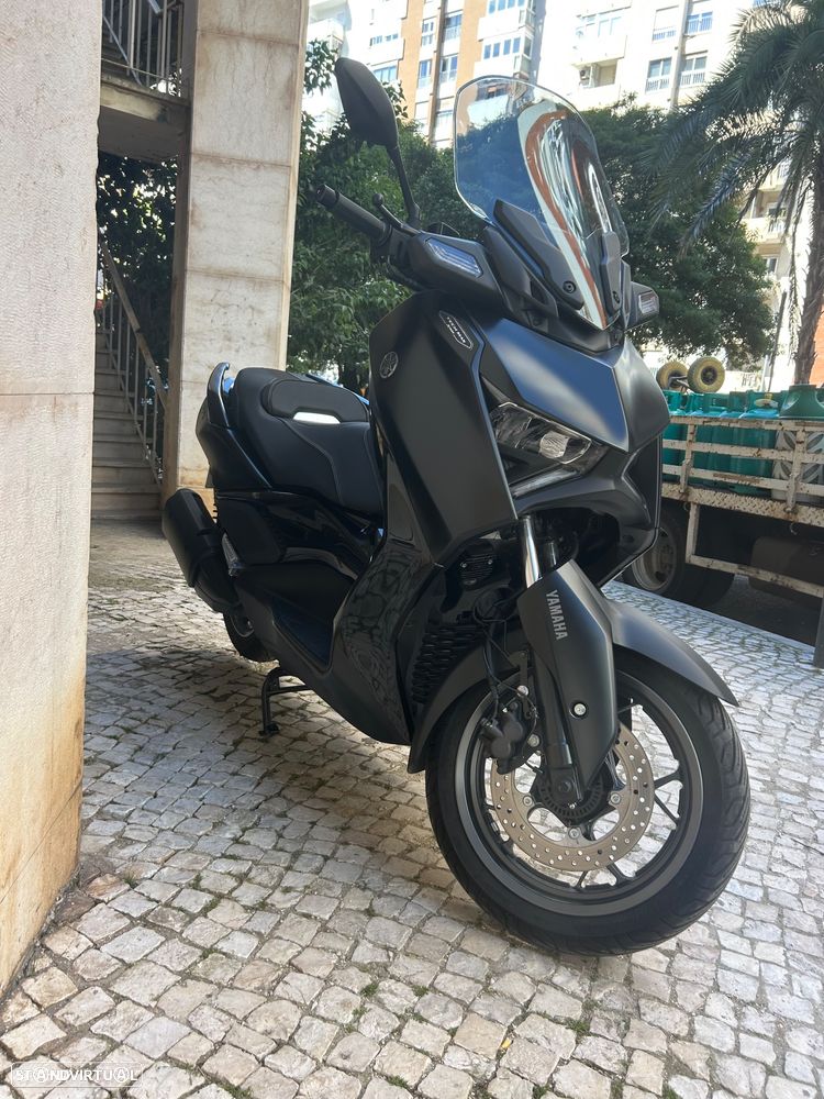 Yamaha X-Max Tech Max - 3