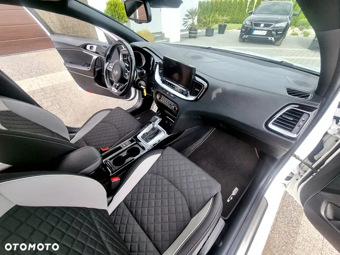 Kia ProCeed 1.5 T-GDI GT Line DCT - 20
