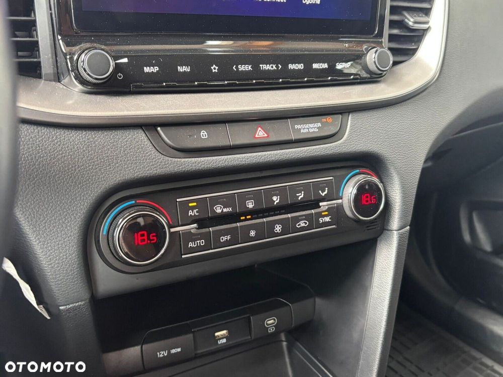 Kia XCeed - 23