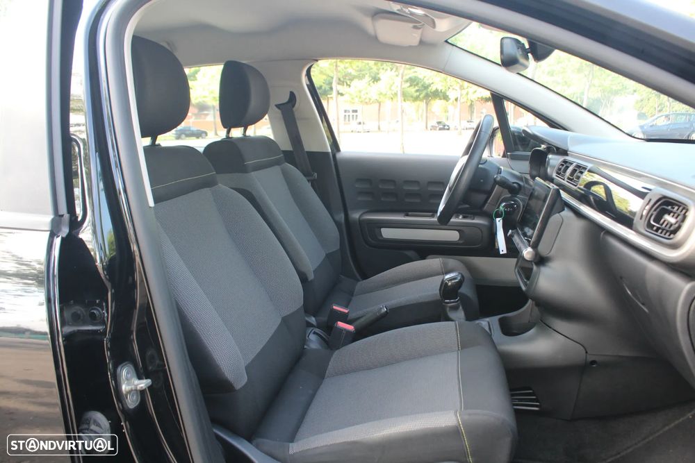 Citroën C3 1.2 PureTech Shine - 32