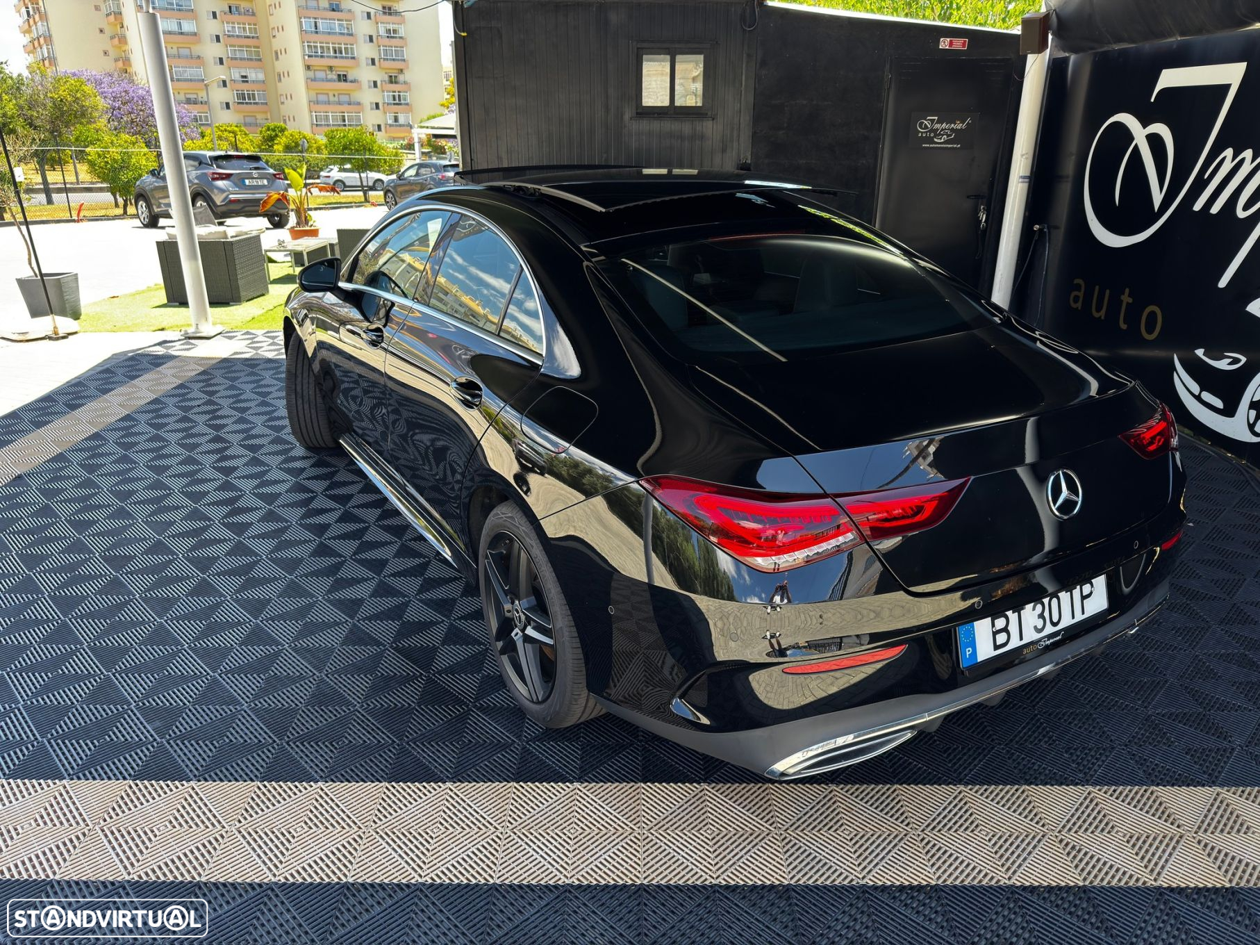 Mercedes-Benz CLA 250 e AMG Line - 12