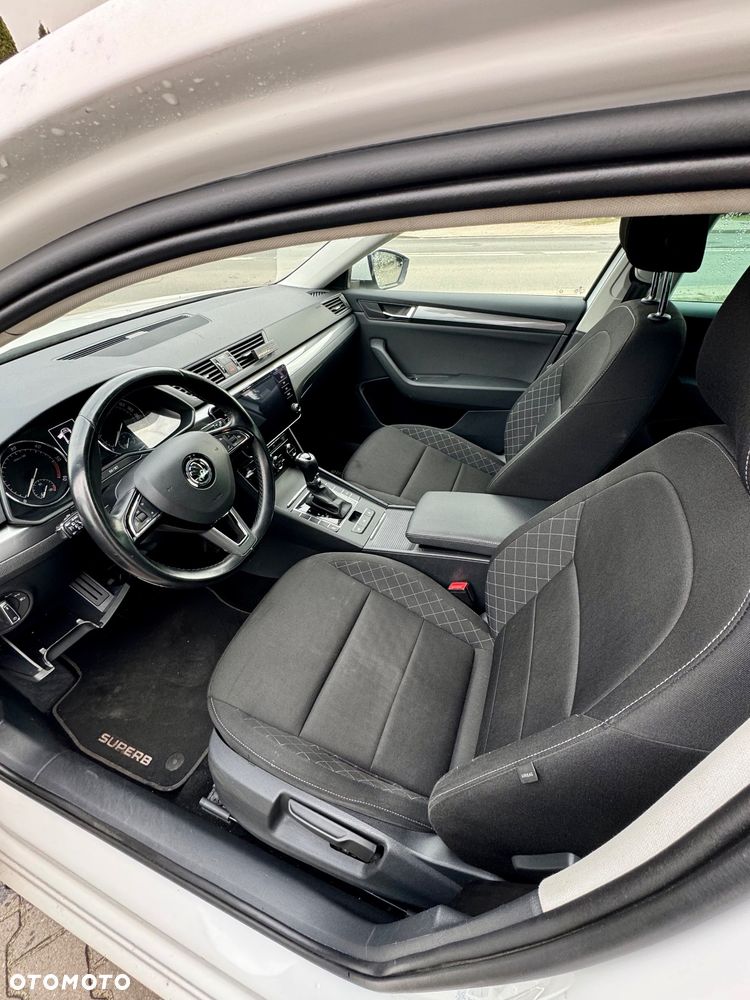 Skoda Superb 1.6 TDI Ambition DSG - 11