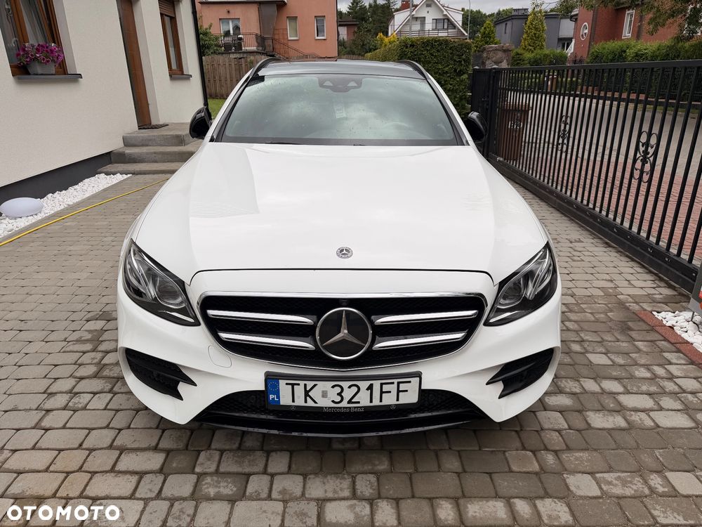 Mercedes-Benz Klasa E 220 d 4-Matic 9G-TRONIC - 5