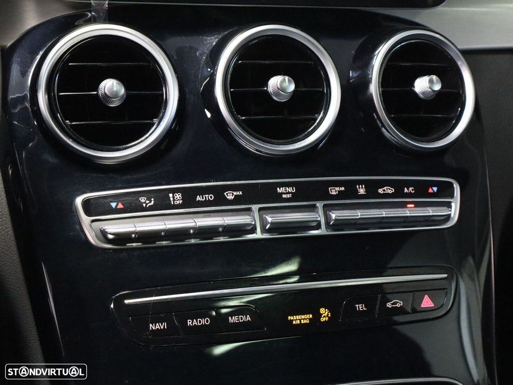Mercedes-Benz C 300 de AMG Line - 20