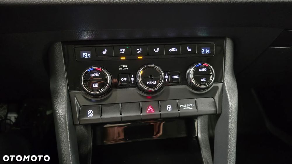 Skoda Karoq 1.5 TSI ACT DSG Selection - 21