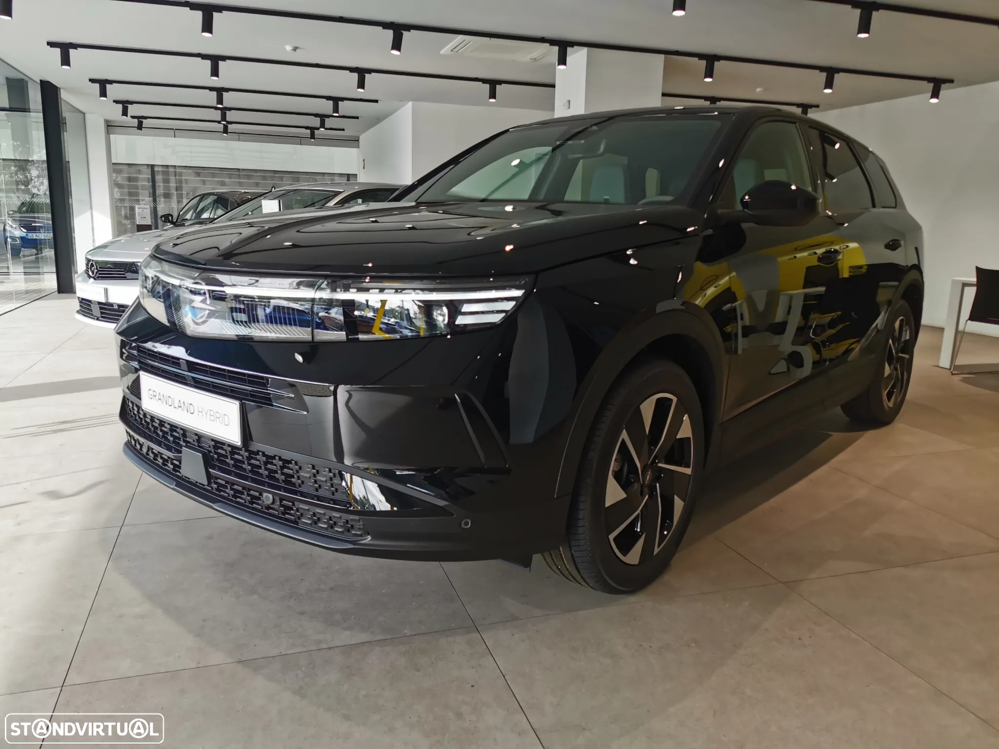 Opel Grandland 1.2 Hybrid GS eDCT - 2