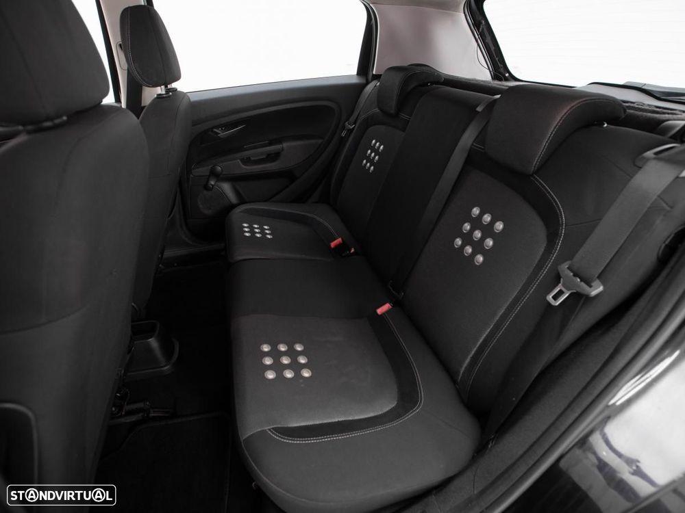 Fiat Punto - 10